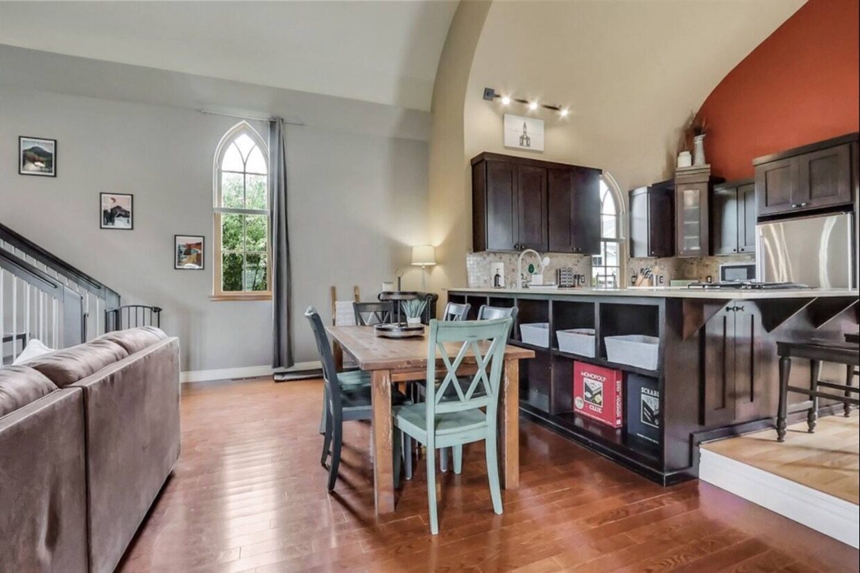Kitchen counter and cabinetry